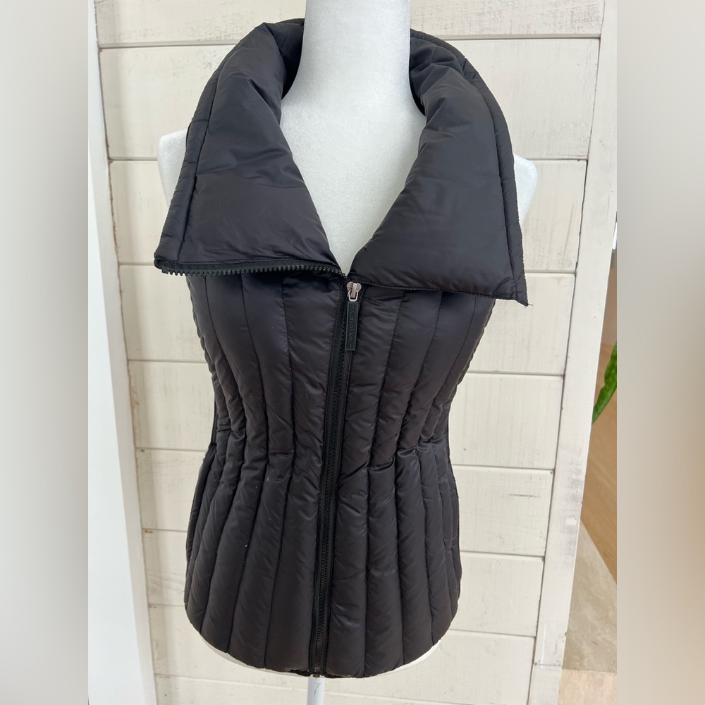 Calvin Klein Performance Down Vest with Asymmetrical Collar Size XS